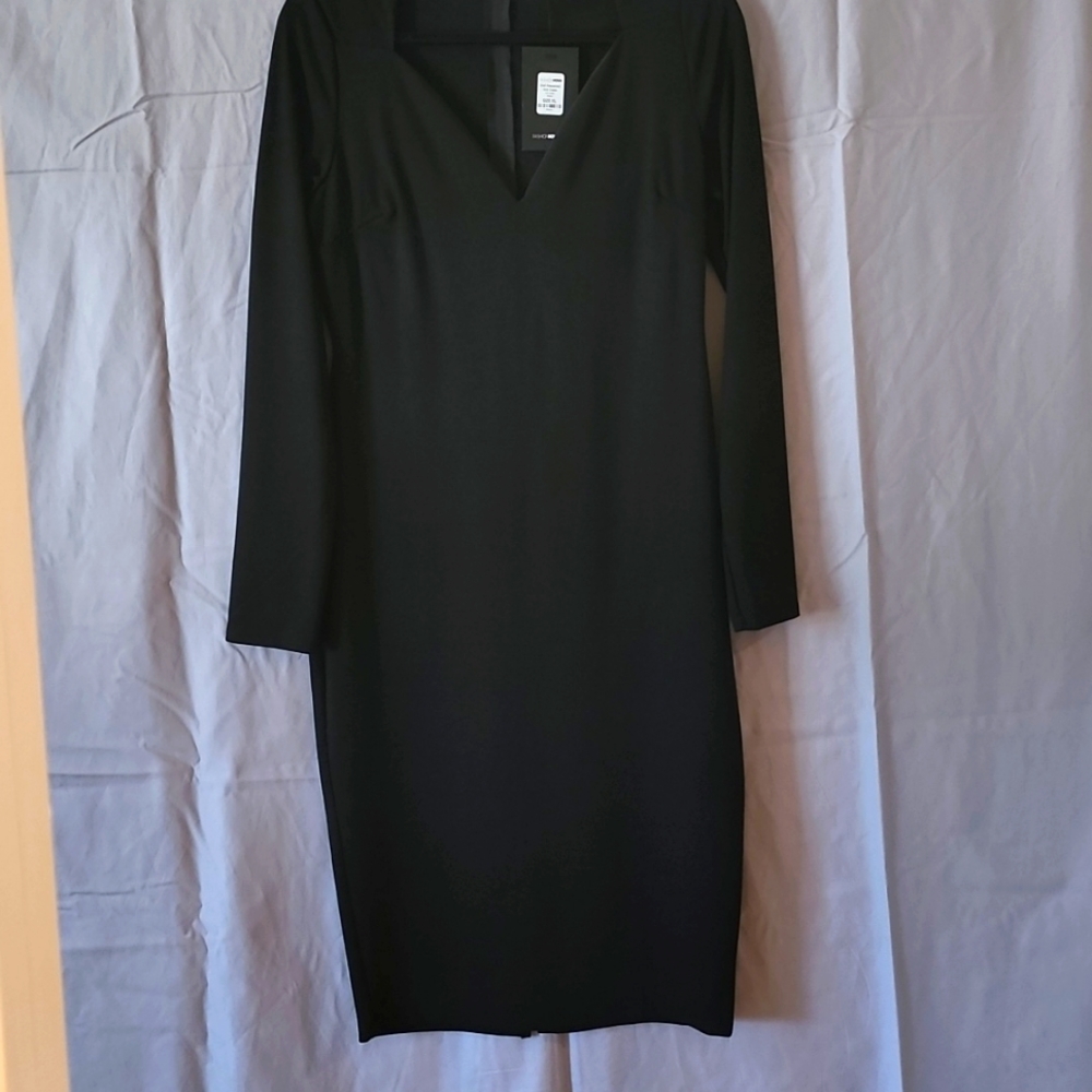 Sweetheart Neckline Dress